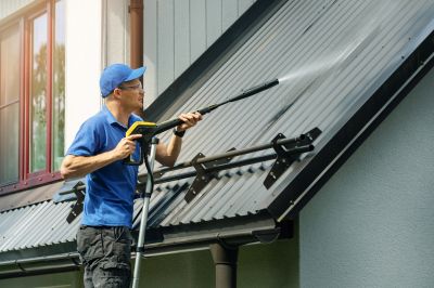 Professional Roof Cleaning Equipment
